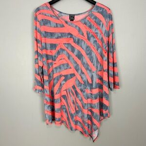 Clara Sun Woo Fluid Knit Tunic Top Women’s Size 1X Asymmetrical Colorful Art